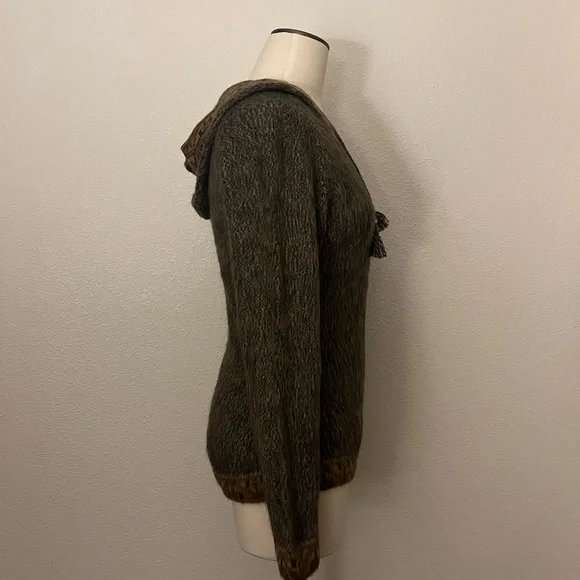 Women’s Tejido Parillo Alpaca Hoodie - Picture 3 of 8